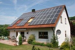 Eigener Strom mit einer Photovoltaikanlage Eigener Strom mit einer Photovoltaikanlage
