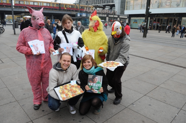 Albert Schweitzer Stiftung: Aktion zum Weltvegantag Albert Schweitzer Stiftung: Aktion zum Weltvegantag