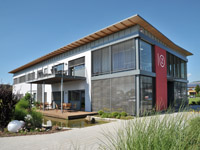 Das Firmengebäude von Bizteam in Altenstadt (Foto: Bizteam).