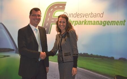 Marc-Oliver Prinzing, Vorsitzender des Bundesverbands Fuhrparkmanagement e.V. und Claudia Kaiser, Le Marc-Oliver Prinzing, Vorsitzender des Bundesverbands Fuhrparkmanagement e.V. und Claudia Kaiser, Le