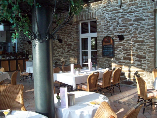 Wintergarten im Sonnenhotel Hoher Hahn Wintergarten im Sonnenhotel Hoher Hahn