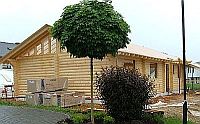 Massives Holzhaus