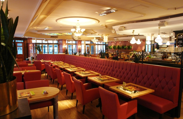 ALEX Brasserie Bielefeld putzt sich zum 20. Geburtstag heraus ALEX Brasserie Bielefeld putzt sich zum 20. Geburtstag heraus