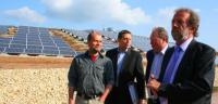 Auch Landrat Glauber setzt auf Solartechnik Auch Landrat Glauber setzt auf Solartechnik