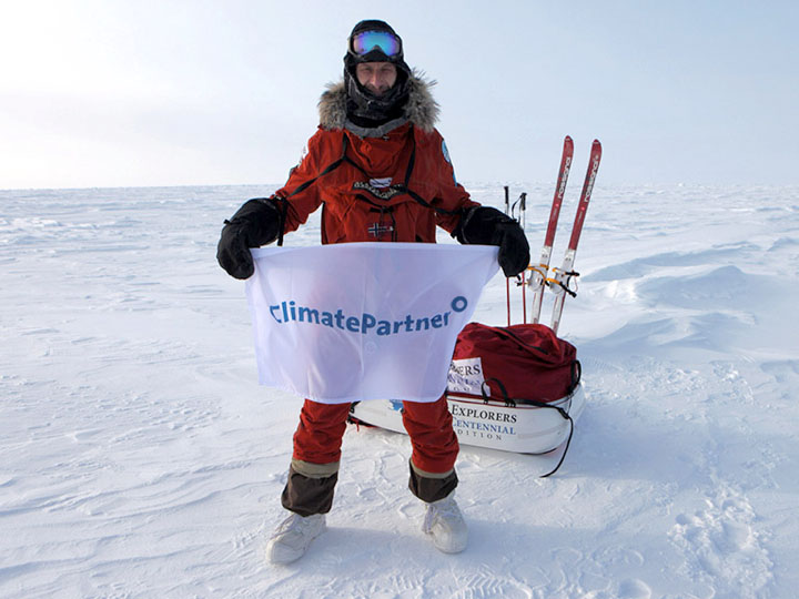 ClimatePartner unterstützt die Expeditionen von Sebastian Copeland ClimatePartner unterstützt die Expeditionen von Sebastian Copeland