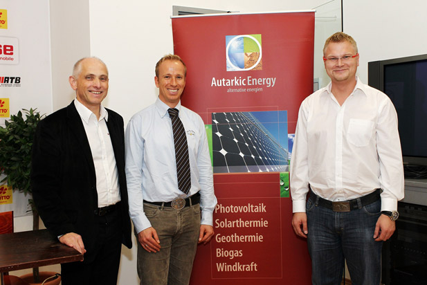 Wolfgang Heyder, Mario Bögelein und Michael Wunder bei der Pressekonferenz. Wolfgang Heyder, Mario Bögelein und Michael Wunder bei der Pressekonferenz.