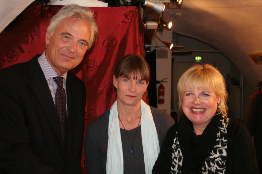(v.l.n.r. Prof. Dr. Felix Semmelroth, Effi B. Rolfs, Theater Die Schmiere und Edda Rössler, ROESSLER (v.l.n.r. Prof. Dr. Felix Semmelroth, Effi B. Rolfs, Theater Die Schmiere und Edda Rössler, ROESSLER