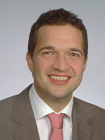 Thomas Dittmeier, Spezial-Versicherungsmakler für Omnibusunternehmen