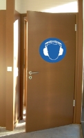 Schallschutztüre in Holzausführung Schallschutztüre in Holzausführung