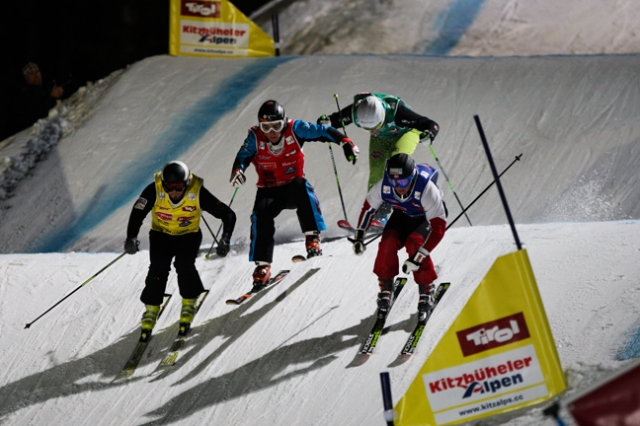 Starkes Steilstück: Ski Cross unterhalb des Kitzbüheler Horns. Starkes Steilstück: Ski Cross unterhalb des Kitzbüheler Horns.