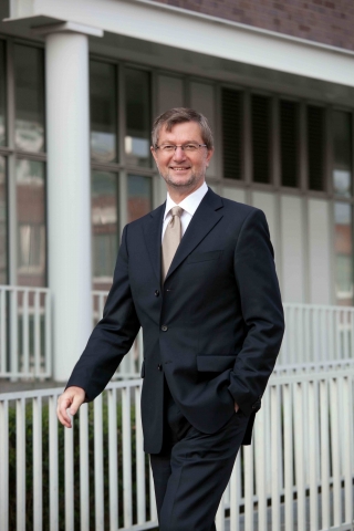 Guido Baranowski, Geschäftsführer des TechnologieZentrumDortmund, wurde am 7. Dezember 2011 in einer Guido Baranowski, Geschäftsführer des TechnologieZentrumDortmund, wurde am 7. Dezember 2011 in einer