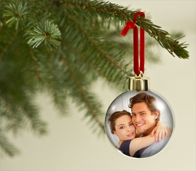 Mit selbst gestalteten Weihnachtskugeln von Personello für festliche Stimmung sorgen Mit selbst gestalteten Weihnachtskugeln von Personello für festliche Stimmung sorgen