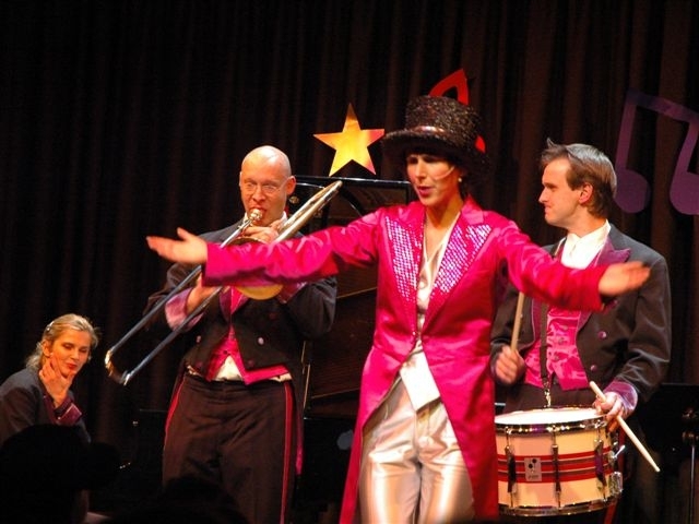 Am 15. Januar 2012 entführt mini.musik Kinder in die Welt des Zirkus