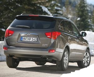 www.mit-Pferden-reisen.de informiert: Hyundai ix55 - Premium-SUV für Pferdeanhänger www.mit-Pferden-reisen.de informiert: Hyundai ix55 - Premium-SUV für Pferdeanhänger