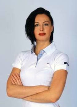 Frau Dr. med. Viktoria Schendl von swissestetix