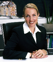 Dr. med. Petra Berger - Fachärztin für Plastische und Ästhetische Chirurgie in Frankfurt (Germany)