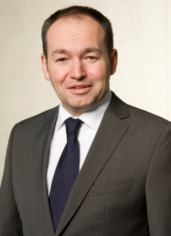 ® DIS AG - Peter Blersch, Chief Executive Officer (CEO) der DIS AG. ® DIS AG - Peter Blersch, Chief Executive Officer (CEO) der DIS AG.