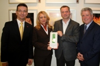 Hoteldirektor Bernd Mensing, Christiane Zölfl, Till Runte und Holger Leisewitz (v.li.) Hoteldirektor Bernd Mensing, Christiane Zölfl, Till Runte und Holger Leisewitz (v.li.)