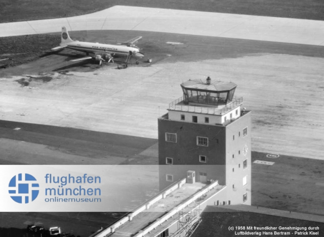 Flughafen München-Riem im Jahr 1958 Flughafen München-Riem im Jahr 1958