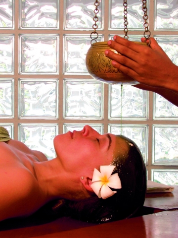 FIT-Angebot: Ayurveda-Kur im Ayurveda Resort?Walauwa? in Sri Lanka FIT-Angebot: Ayurveda-Kur im Ayurveda Resort?Walauwa? in Sri Lanka