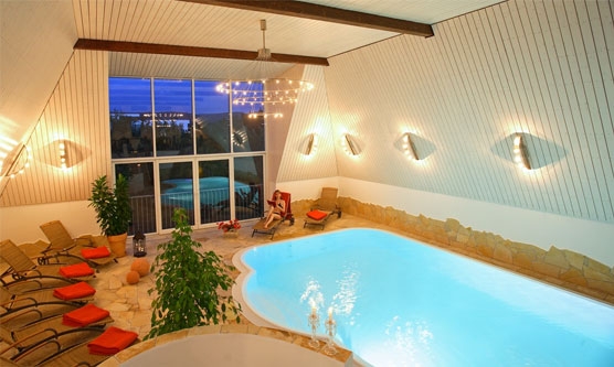 Panoramapool im Vital-&Wellnesshotel Zum Kurfürsten ****superior Panoramapool im Vital-&Wellnesshotel Zum Kurfürsten ****superior