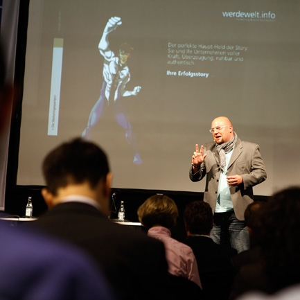 Benjamin Schulz als Speaker auf der B2D in Kassel