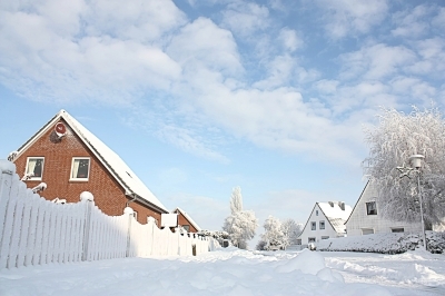 Frost und Schnee sorgen für viele Schadensmeldungen an die Wohngebäudeversicherung Frost und Schnee sorgen für viele Schadensmeldungen an die Wohngebäudeversicherung