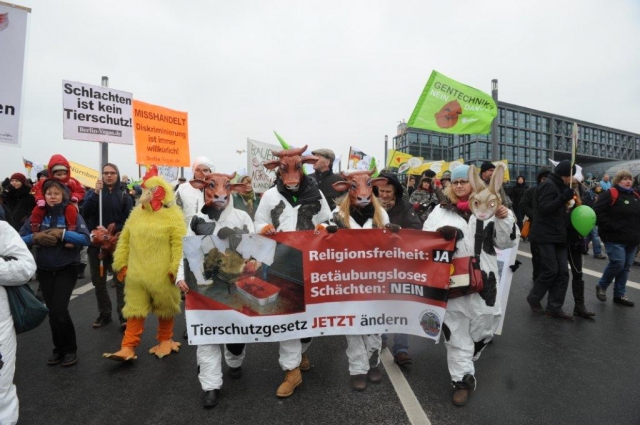Arbeitskreis humaner Tierschutz beteiligt sich an Großdemonstration