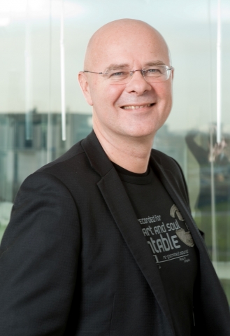 Der Autor: Lutz Deckwerth Der Autor: Lutz Deckwerth