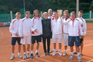 Team Kurhaus Lambertz Aachen und Hauptsponsor Dr. Hermann Bühlbecker/Lambertz
