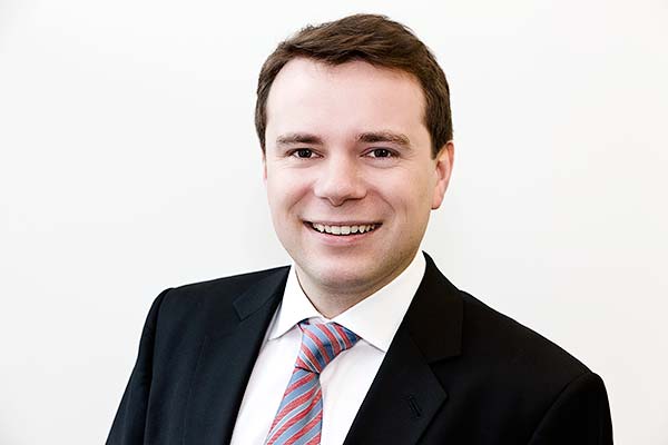 Geschäftsführer Steffen Zoller Geschäftsführer Steffen Zoller