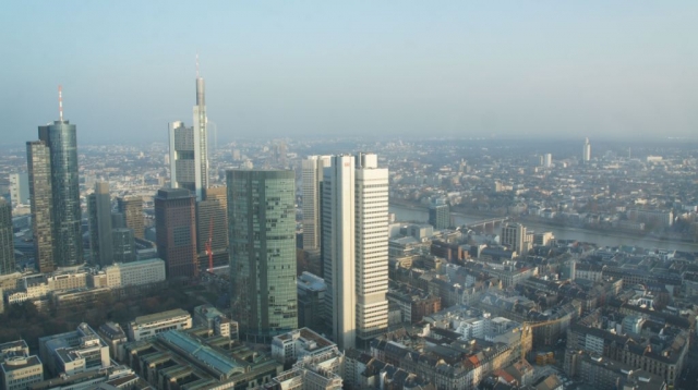 Ausblicküber Frankfurt aus der SkyLounge