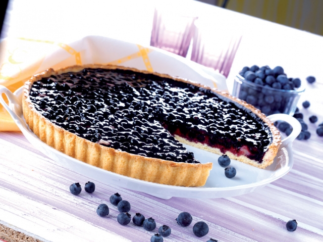 Eine Augenweide auf jeder Kaffeetafel: die Blaubeer Tarte von eismann. Eine Augenweide auf jeder Kaffeetafel: die Blaubeer Tarte von eismann.
