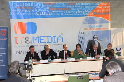 Die Fachmesse IT&Media wurde Anfang Februar auf einer großen Pressekonferenz offiziell vorgestellt. Die Fachmesse IT&Media wurde Anfang Februar auf einer großen Pressekonferenz offiziell vorgestellt.
