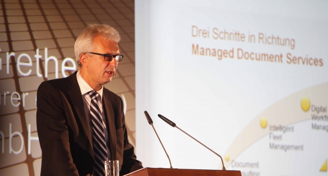 Auf der CeBIT 2012 stellt UTAX seine MDS-Strategie für den Fachhandel vor.