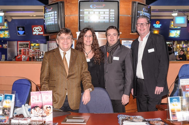 Bildunterschrift: v. links: Lothar Michel, Cineworld Erlebniskino, Tanja Buck, fachwerb, Andreas Köm