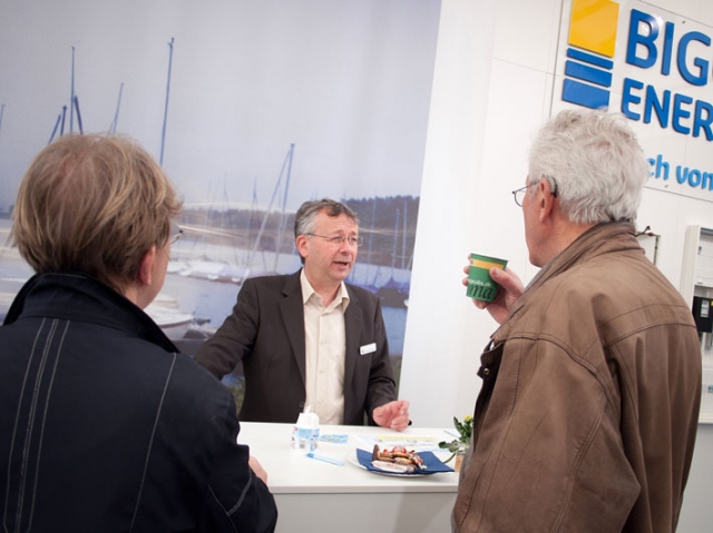 Auf der?Haus und Bau 2012? stehen die Energieberater von Bigge Energie den Besuchern mit vielen Info Auf der?Haus und Bau 2012? stehen die Energieberater von Bigge Energie den Besuchern mit vielen Info