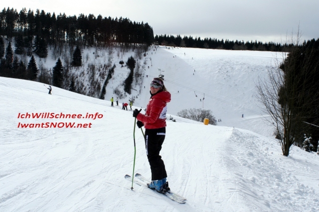Tina vom Skiportal IchWillSchnee im Sauerland Tina vom Skiportal IchWillSchnee im Sauerland