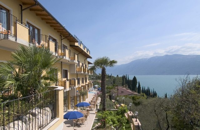 Blick vom Hotel Piccolo Paradiso auf den Gardasee