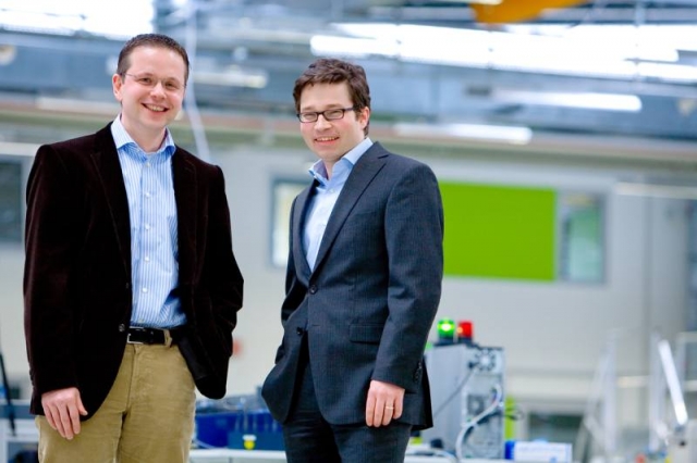 Links: Dr. Michael Bauer (CTO), rechts: Dr. Florian Holzapfel (CEO) Links: Dr. Michael Bauer (CTO), rechts: Dr. Florian Holzapfel (CEO)