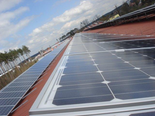 Photovoltaik erzeugt Strom Photovoltaik erzeugt Strom