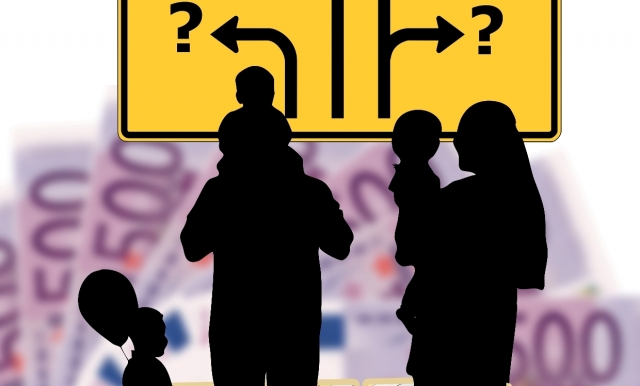 Familien wollen unabhängig und fair beraten werden, Bild: Gerd Altmann, AllSilhouettes.com / pixelio