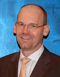 Mit Dietmar Haupenthal verstärkt ein weiterer Vertriebsprofi das encoway-Team Mit Dietmar Haupenthal verstärkt ein weiterer Vertriebsprofi das encoway-Team