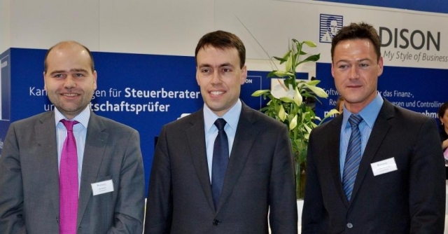 Der baden-württembergische Minister für Finanzen und Wirtschaft Dr. Nils Schmid (Mitte) sprach auf d