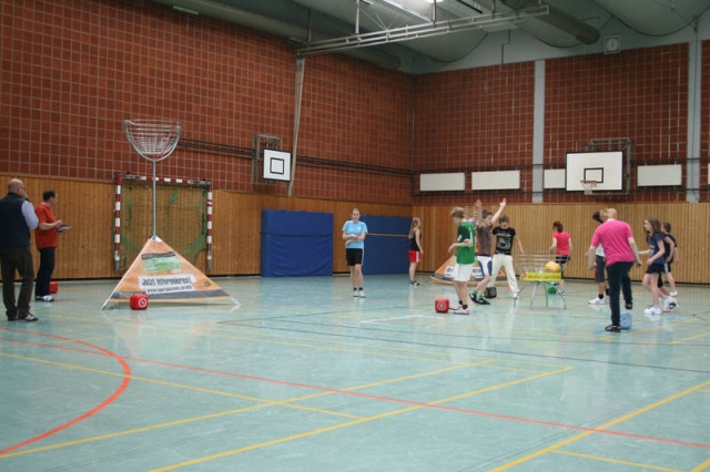 SIXCUP  die neue Sportart begeistert im Schulsport
