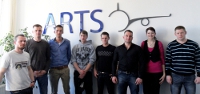 Teilnehmer der Qualifzierung zum Fluggerätmechaniker zur Kick-Off Veranstaltung (© ARTS Deutschland Teilnehmer der Qualifzierung zum Fluggerätmechaniker zur Kick-Off Veranstaltung (© ARTS Deutschland