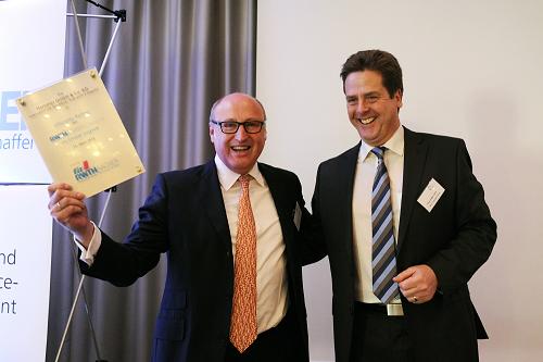 Wolfgang Tim Hammer und Professor Volker Stich Wolfgang Tim Hammer und Professor Volker Stich