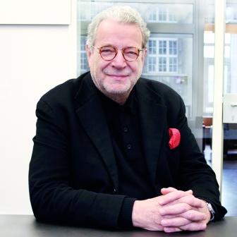 Prof. Jochen Pläcking; Abdruck honorarfrei, Belegexemplar erbeten. Copyright: CB.e AG Prof. Jochen Pläcking; Abdruck honorarfrei, Belegexemplar erbeten. Copyright: CB.e AG