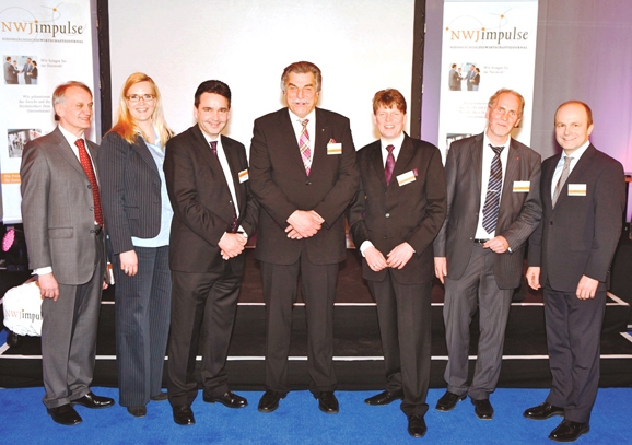 Die Referenten (v.l.n.r.): Stefan Blahak, Carolyn Lüdtke, Carsten Feuerhake, Hellmut Faltz, Tim Rade Die Referenten (v.l.n.r.): Stefan Blahak, Carolyn Lüdtke, Carsten Feuerhake, Hellmut Faltz, Tim Rade