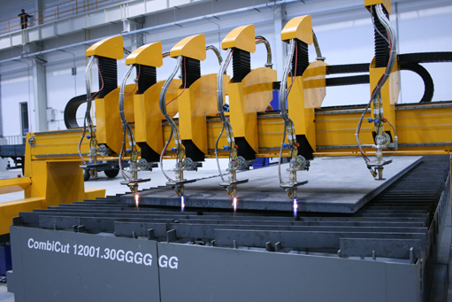 Autogenschneidanlage mit sechs Brennern von MicroStep